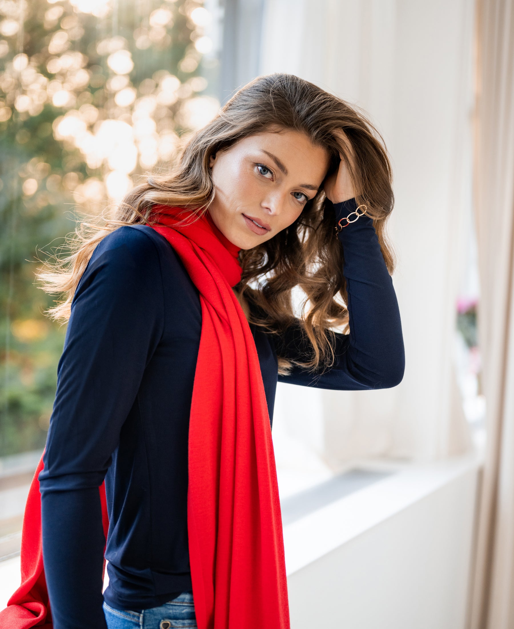 Merino wool wrap LA BELLA in coral red by PLEIN PUBLIQUE.