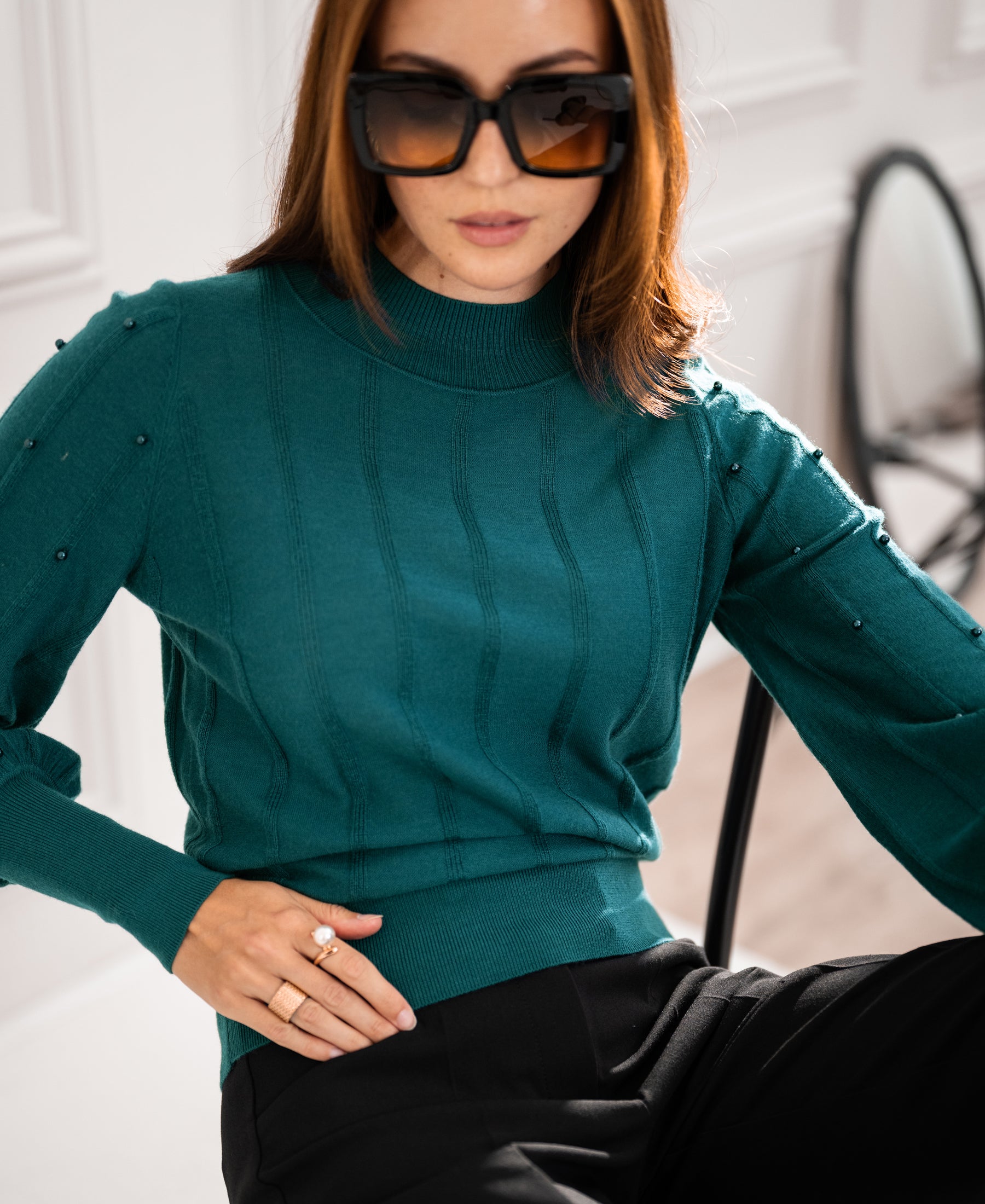 Rollkragenpullover mit Perlen LA CENTAINE Dunkelgrün