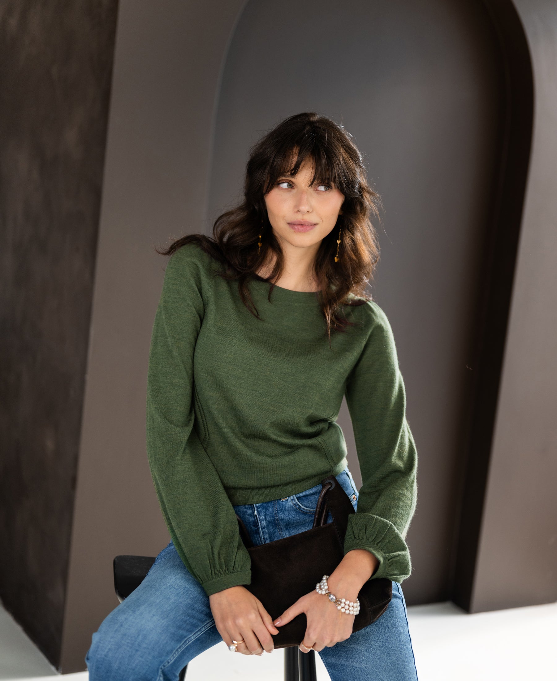 PLEIN PUBLIQUE Merino wool sweater LA COEUR in olive green.