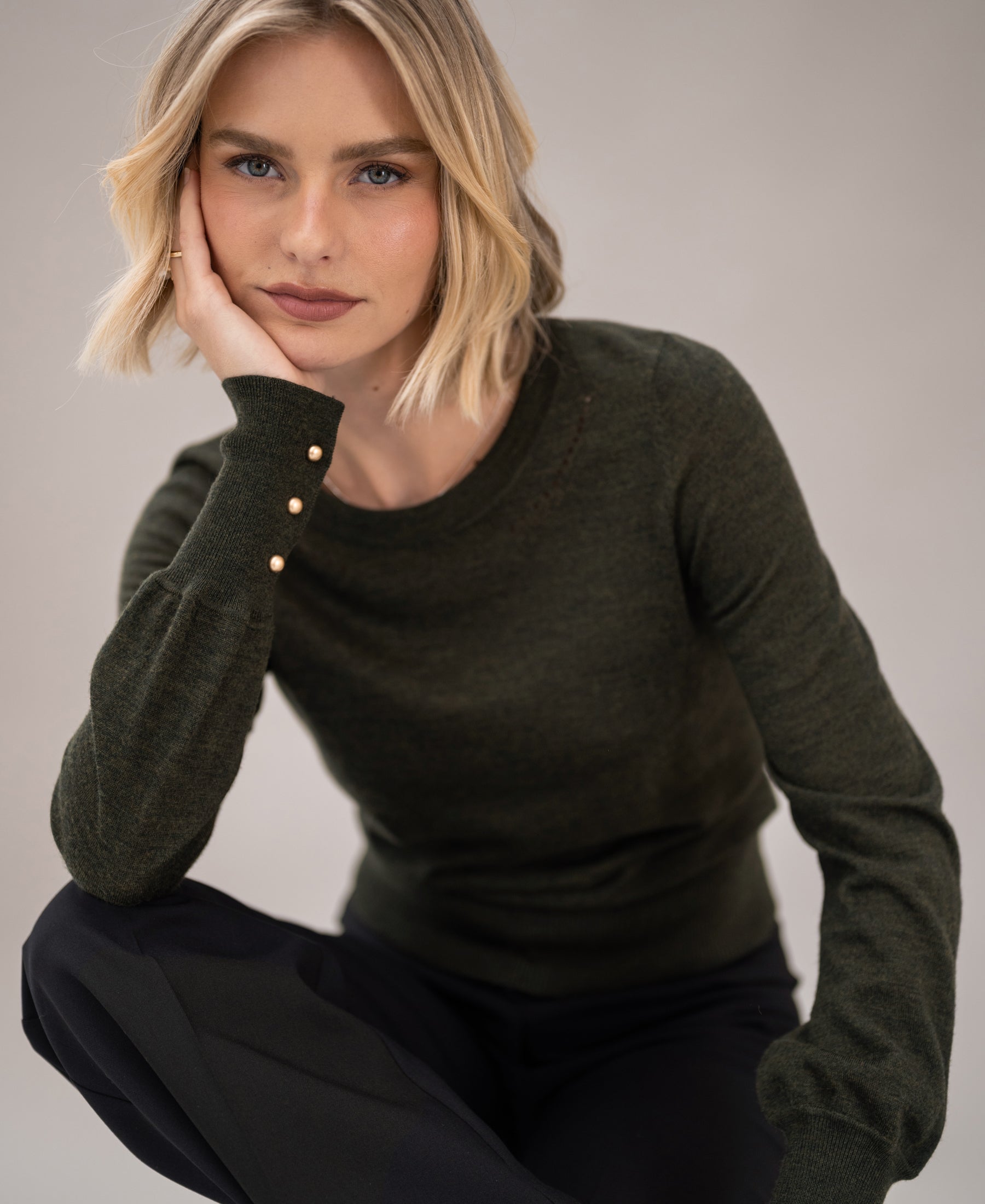 Dark green and gold LA MARIS merino wool sweater by PLEIN PUBLIQUE.