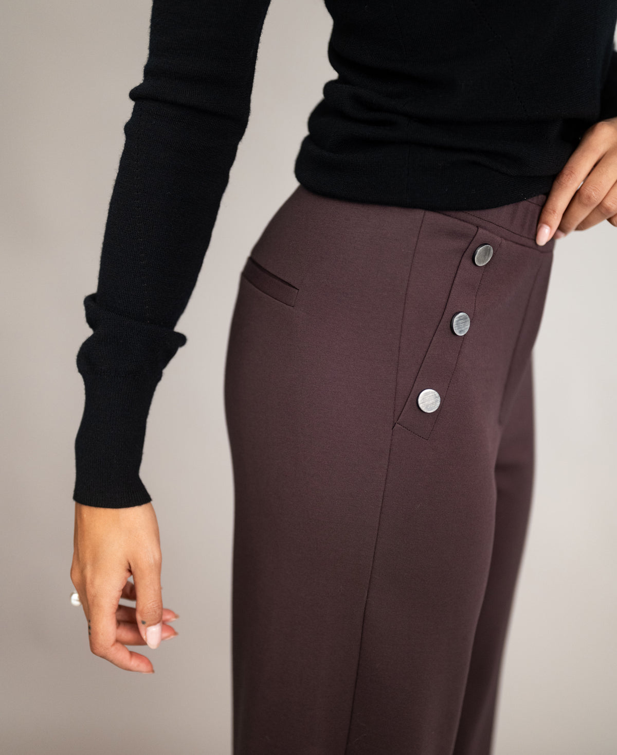 Reisehose LA NOAN Deluxe Bitterschoko