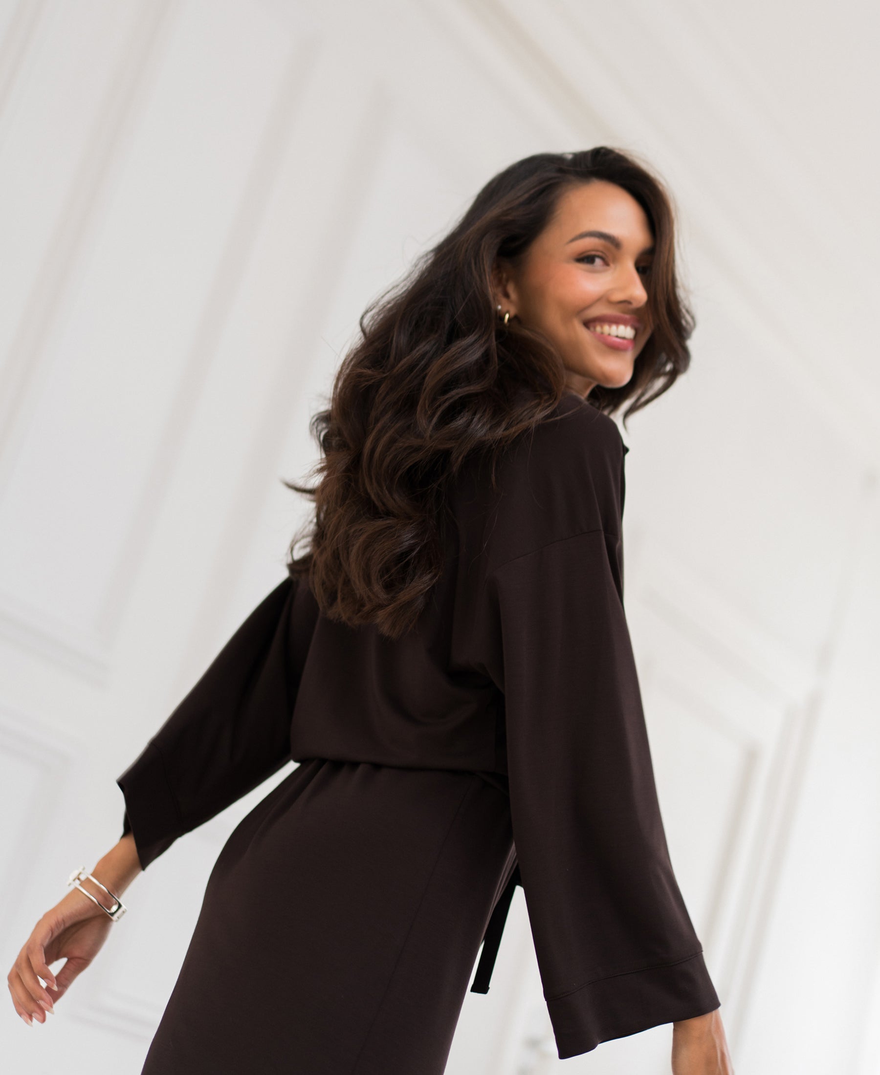 Front view of the PLEIN PUBLIQUE button-down dress LE RAPHAEL in Pure Choco color.