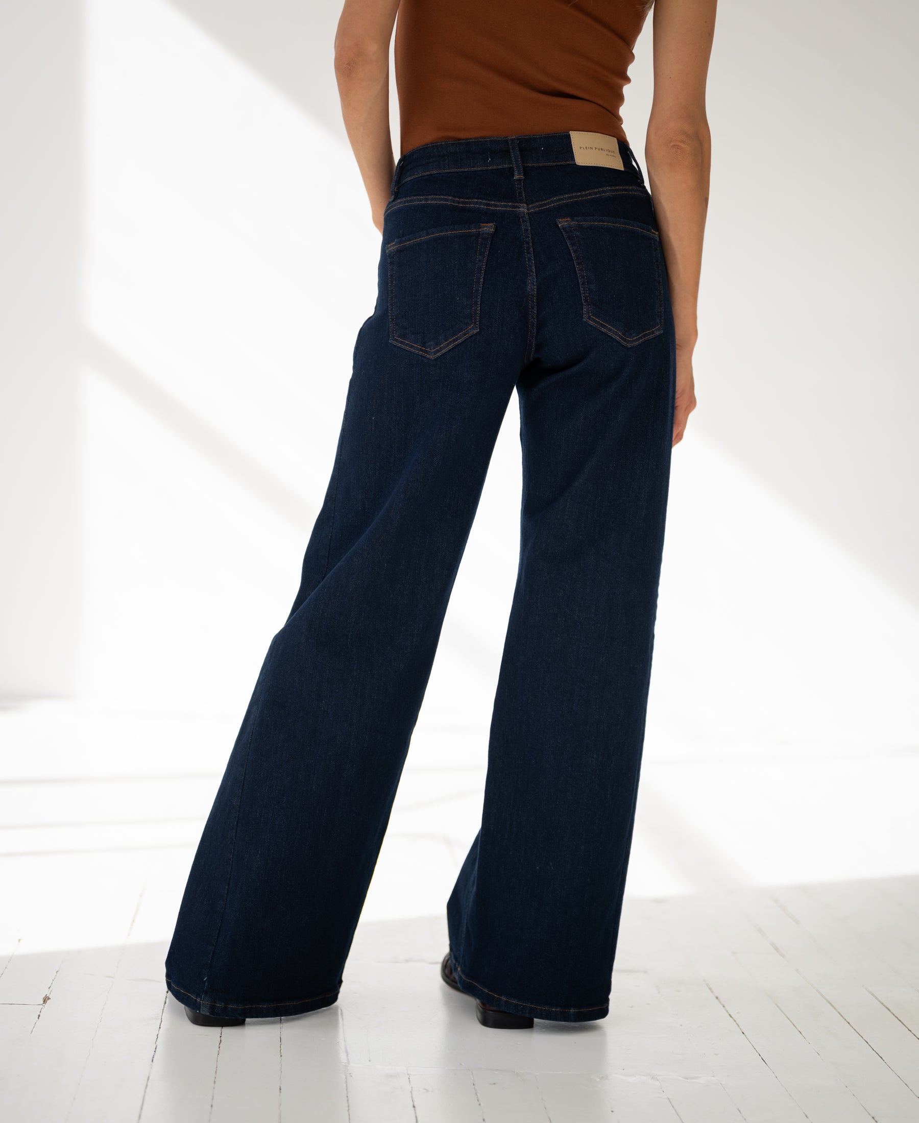 Jeans mit weitem Bein LE SPICE Rinsewash