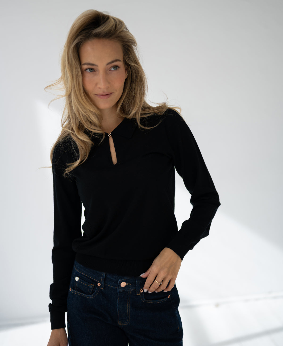 Merino Sweater with Polo Collar LA ADÈLE Black