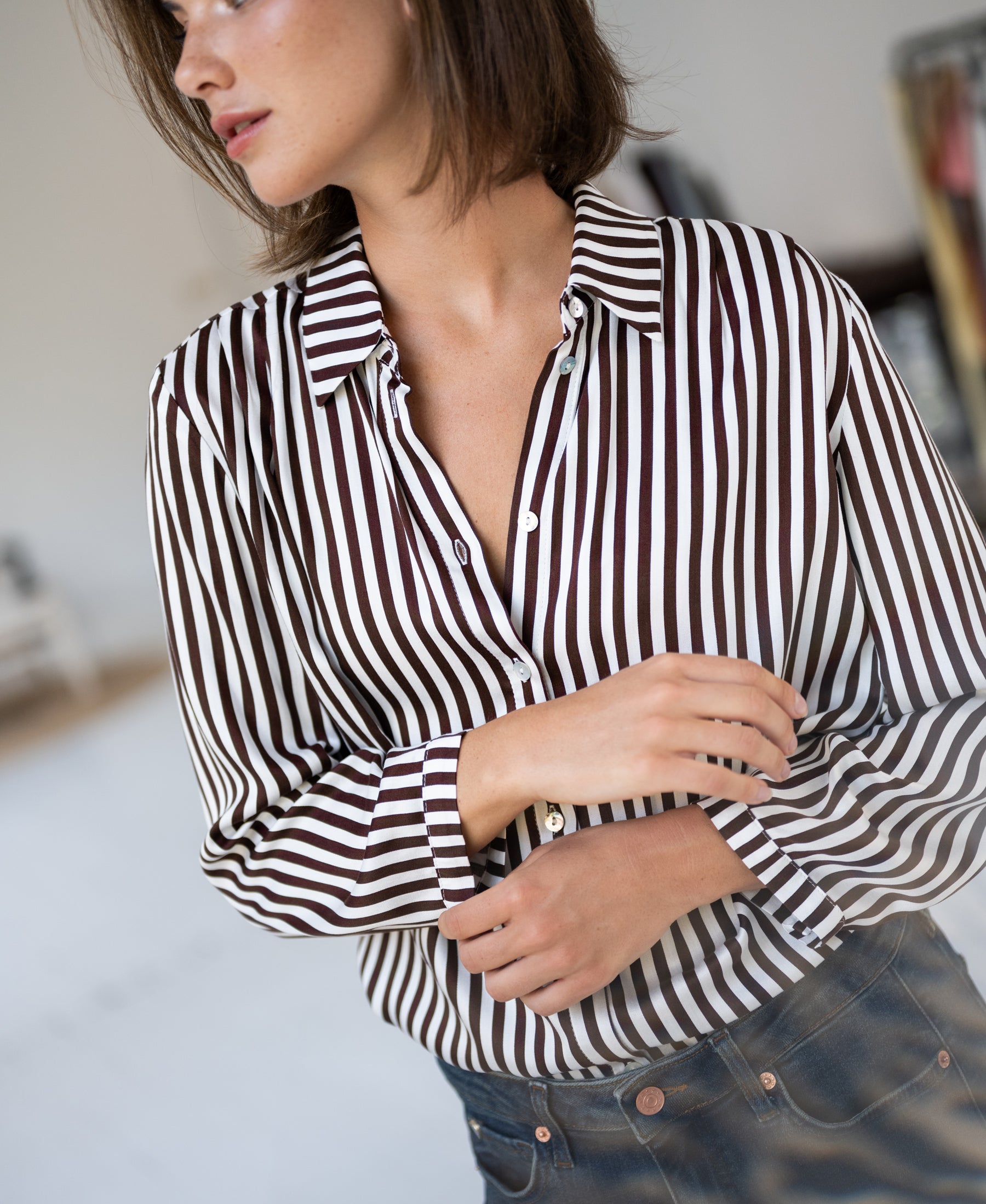 PLEIN PUBLIQUE LA MINOU blouse with tie detail, ivory-cocoa striped.