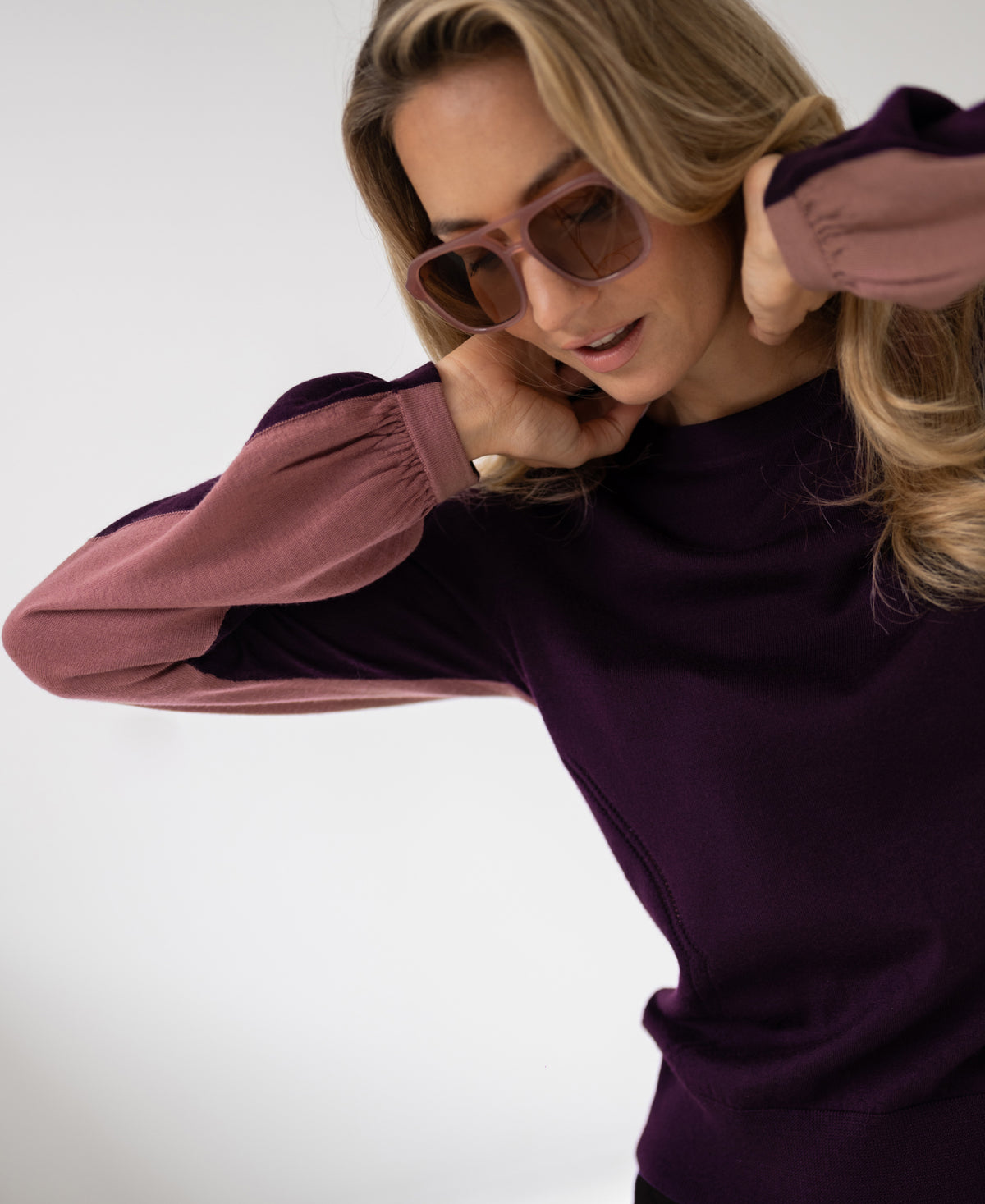 Two-Coloured Merino Sweater LE MIROIR Plum and Dusty Pink