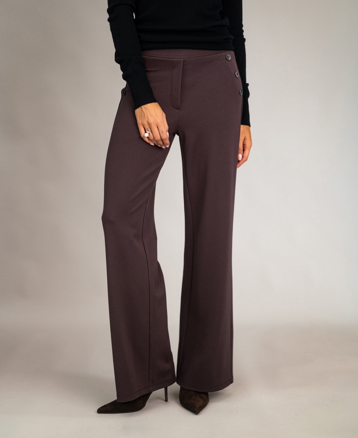 Travel trousers LA NOAN Deluxe bitter cocoa