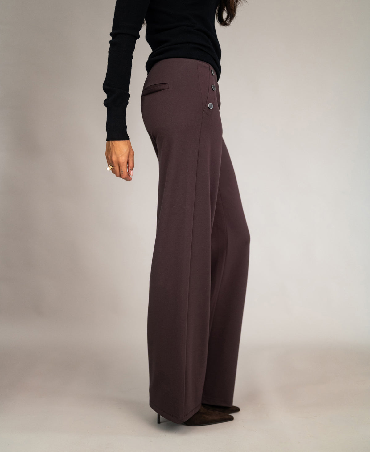 Travel trousers LA NOAN Deluxe bitter cocoa