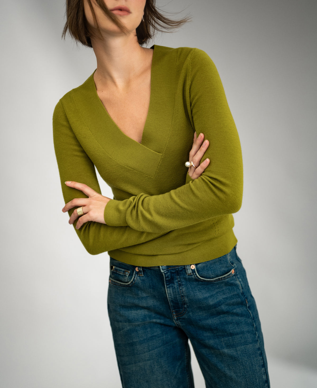 V-Neck Merino Sweater LA PHILOU Light Olive Green