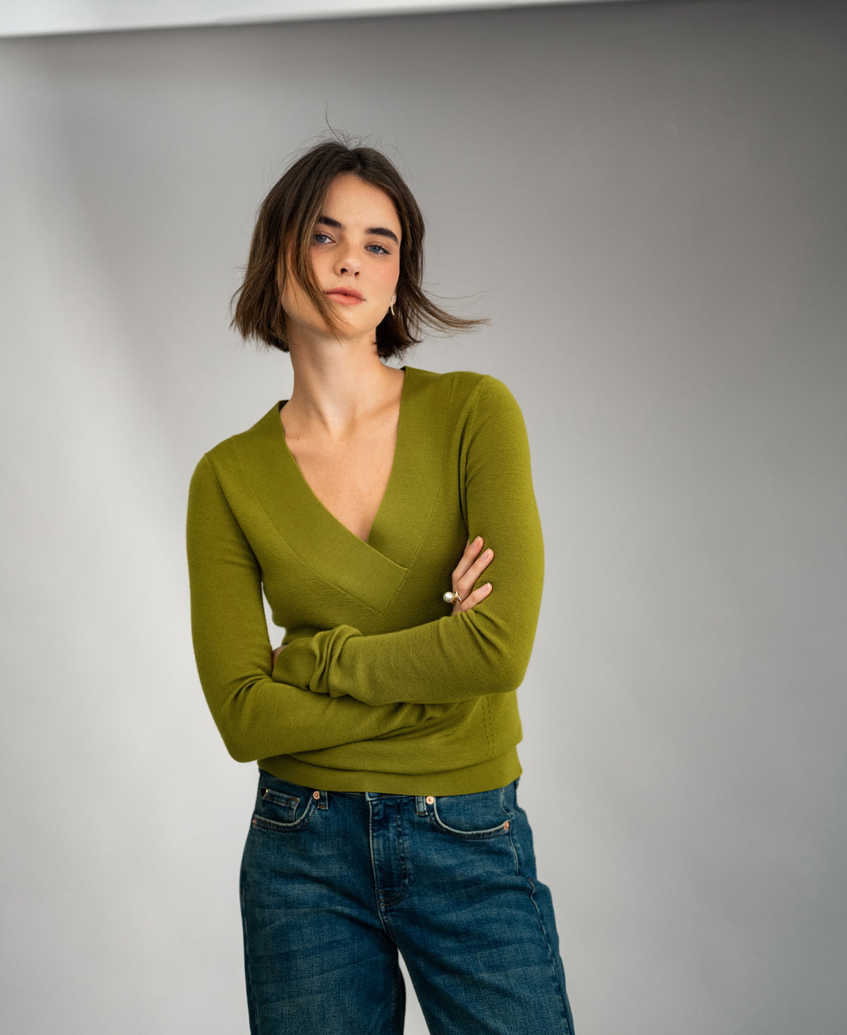 V-Neck Merino Sweater LA PHILOU Light Olive Green