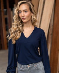 The PLEIN PUBLIQUE LA LIANA V-neck top in dark blue.