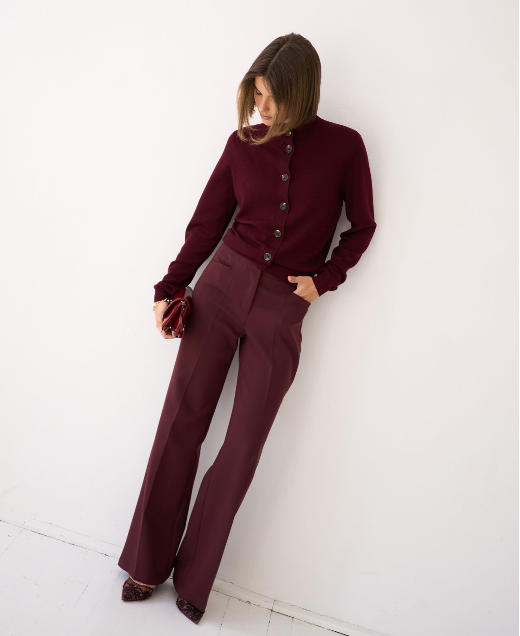 Merino-Strickjacke mit Stehkragen LES SEIZE Bordeauxrot