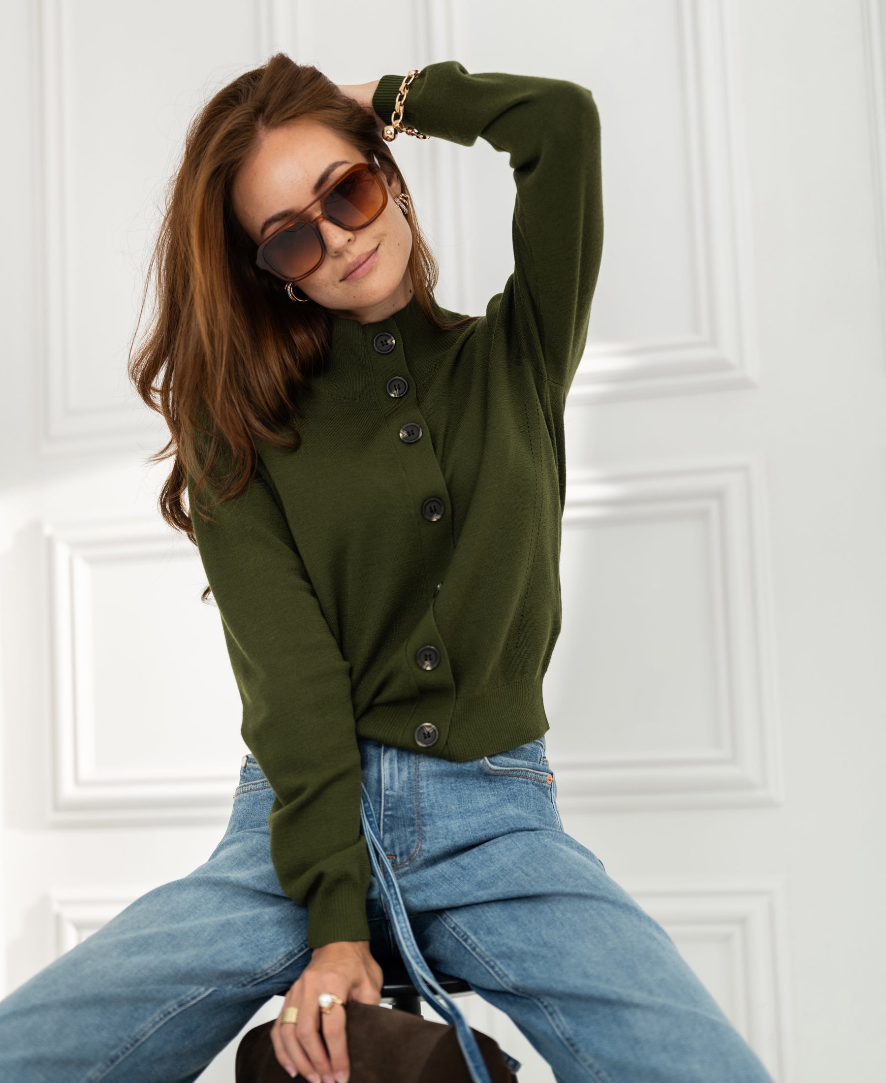 LES SEIZE Army Merino Cardigan with Turtleneck