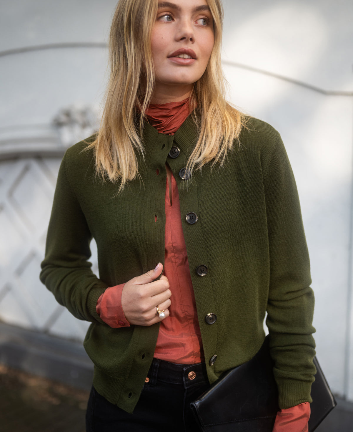 Voile-Bluse mit Schleifen-Detail LA SATINEE Terra