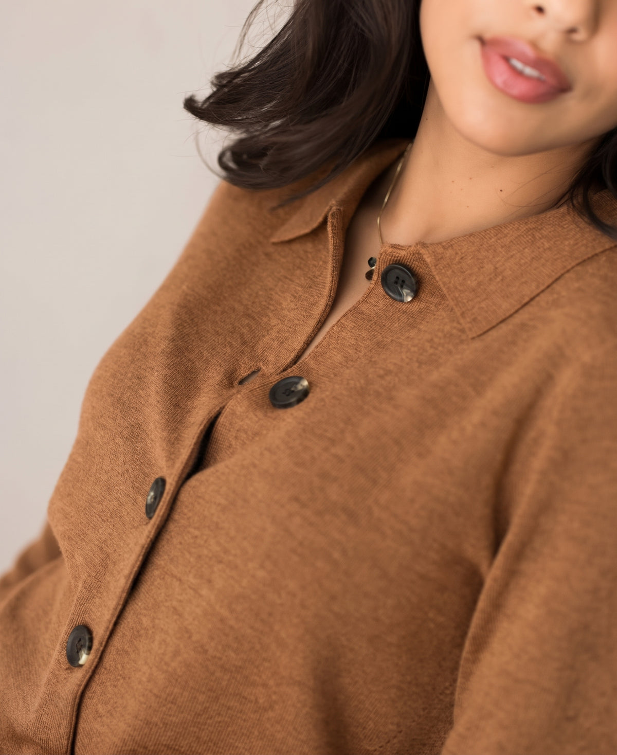 Strickjacke mit Polokragen LES VINGT Chai Tee