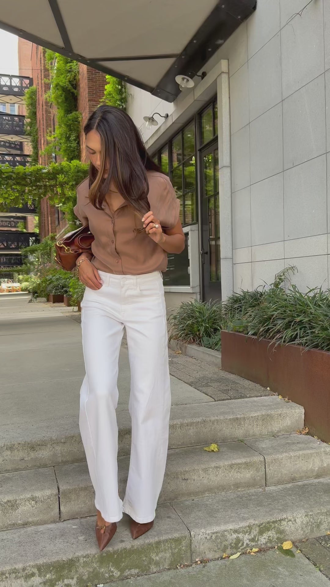 Cupro blouse LA MORGANE Mocha Mousse