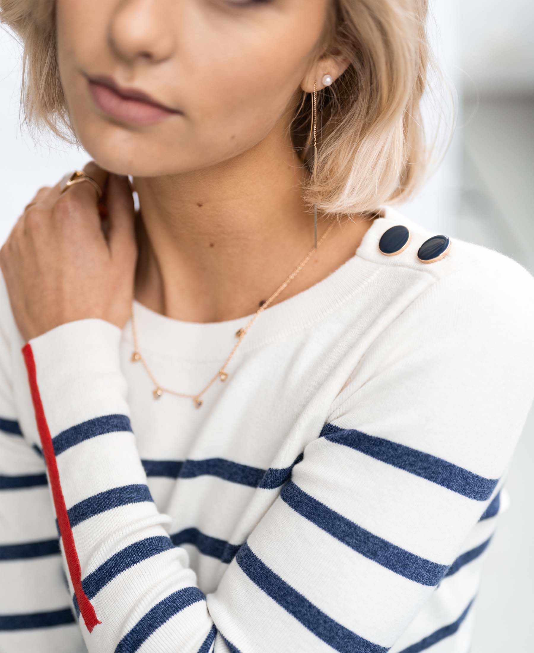 Breton sweater in ivory and denim blue with shoulder buttons by PLEIN PUBLIQUE.